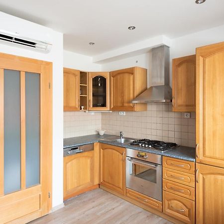 B.O.B. Klimentska Apartment Prague Exterior photo